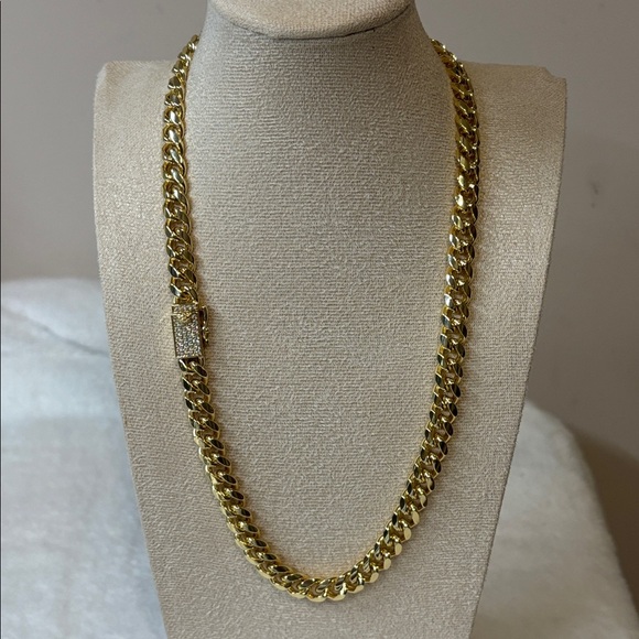 NEW 55g AAA CZ Cuban Chain 18k Yellow Gold Filled Necklace - Picture 4 of 5